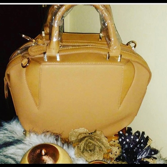 Handbags/purses - Picture 3 of 6